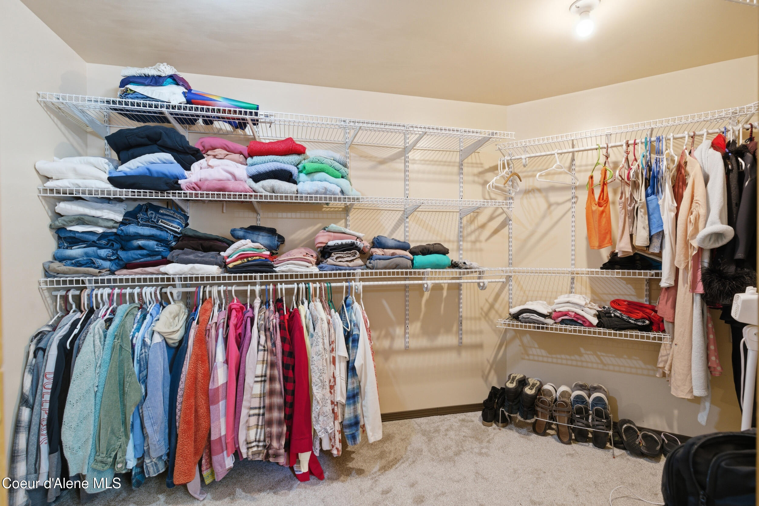 53 Sawtooth Way Sagle, ID 83860 - Photo 27 of 71 Generously-Sized Primary Walkin Closet