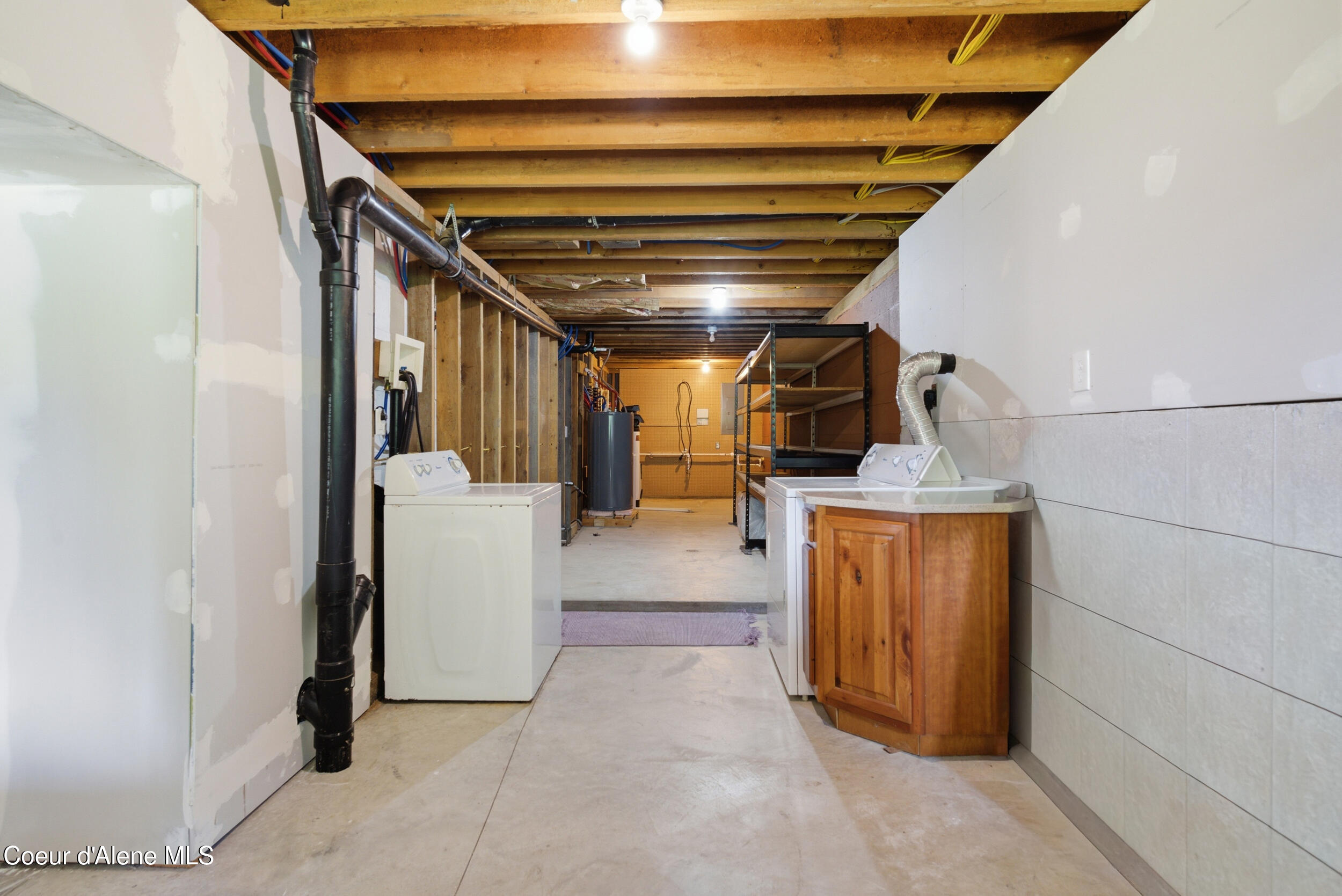 53 Sawtooth Way Sagle, ID 83860 - Photo 50 of 71 Laundry & Utility Room