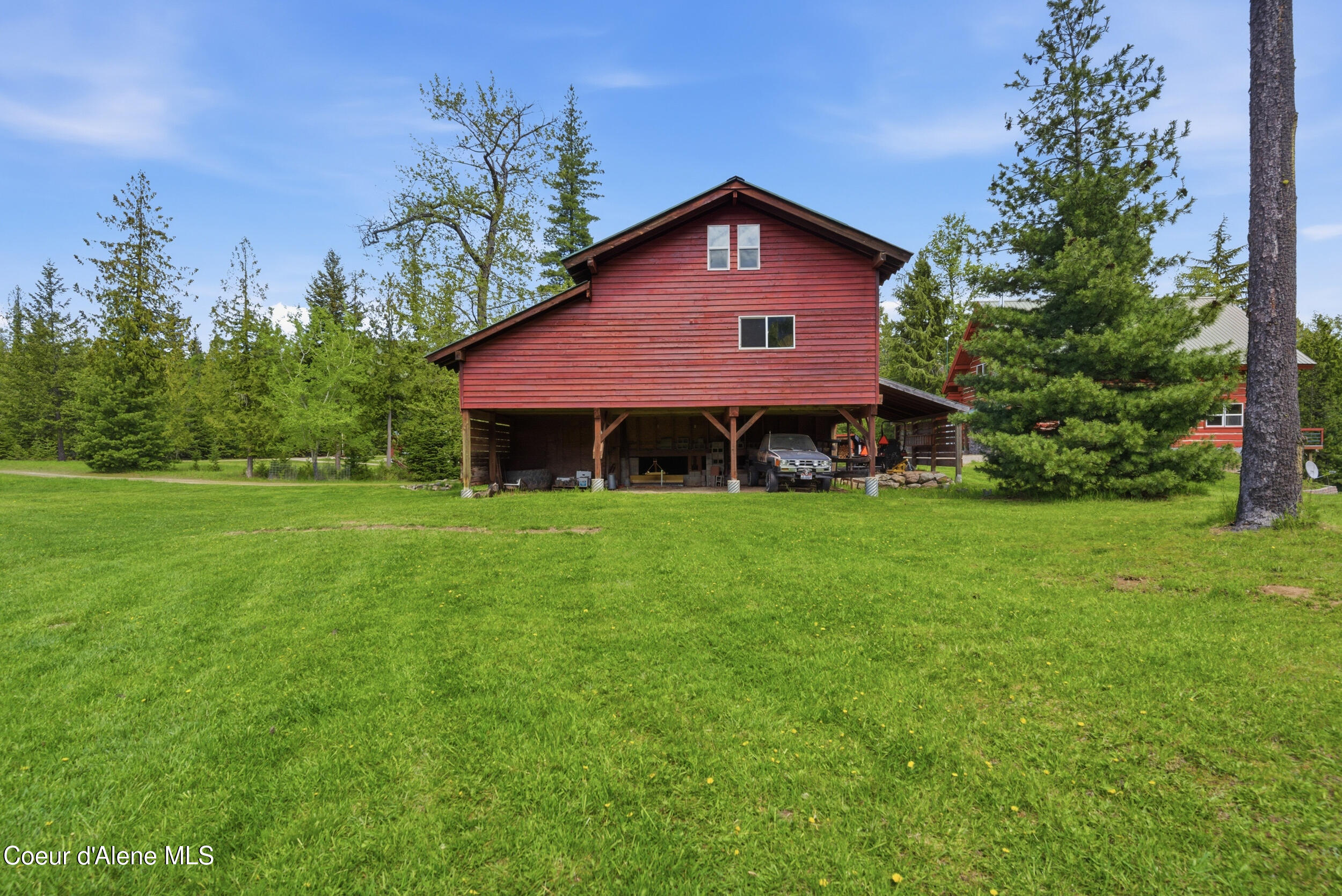 53 Sawtooth Way Sagle, ID 83860 - Photo 56 of 71 Horse Stalls or Storage