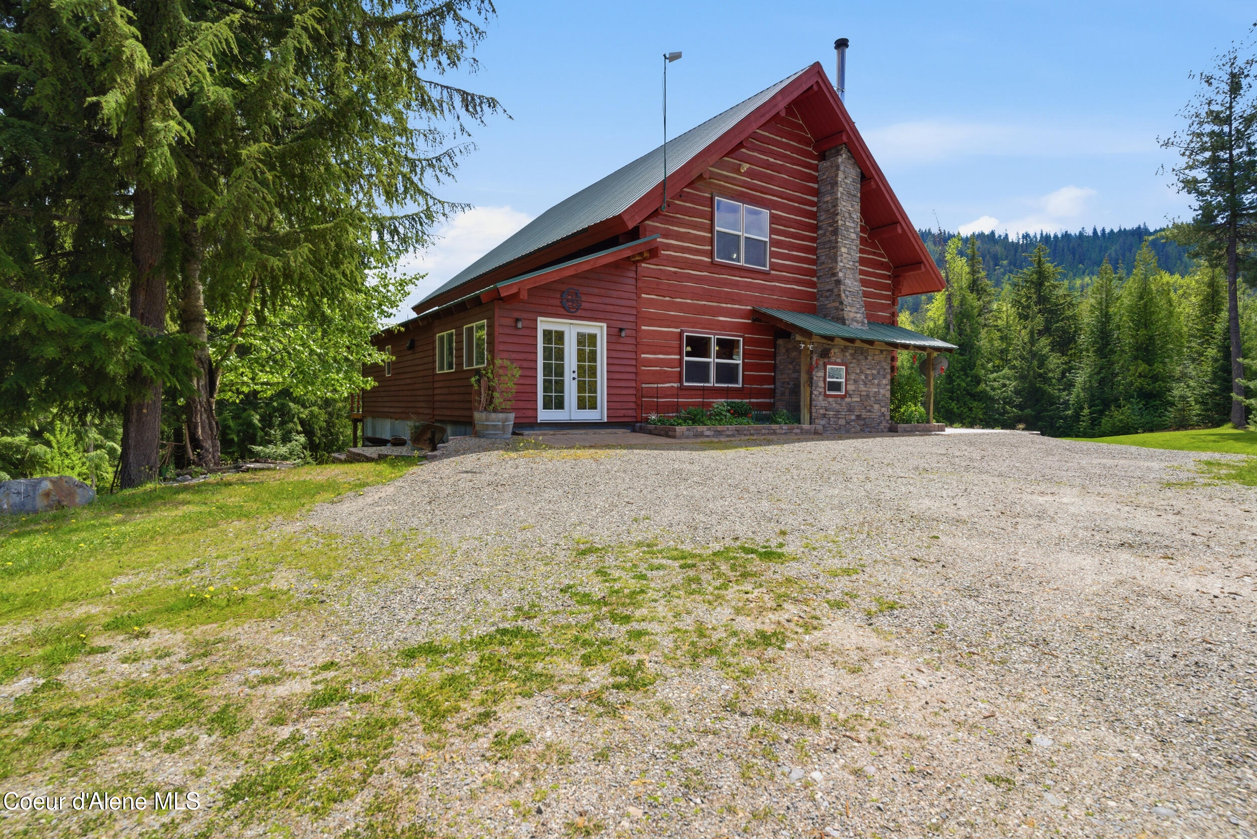 53 Sawtooth Way Sagle, ID 83860 - Photo 10 of 71 Square-Hewn Logs