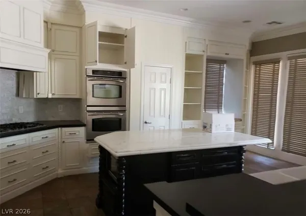 $799,900 | 9338 Wilderness Glen Avenue, Las Vegas, NV 89178