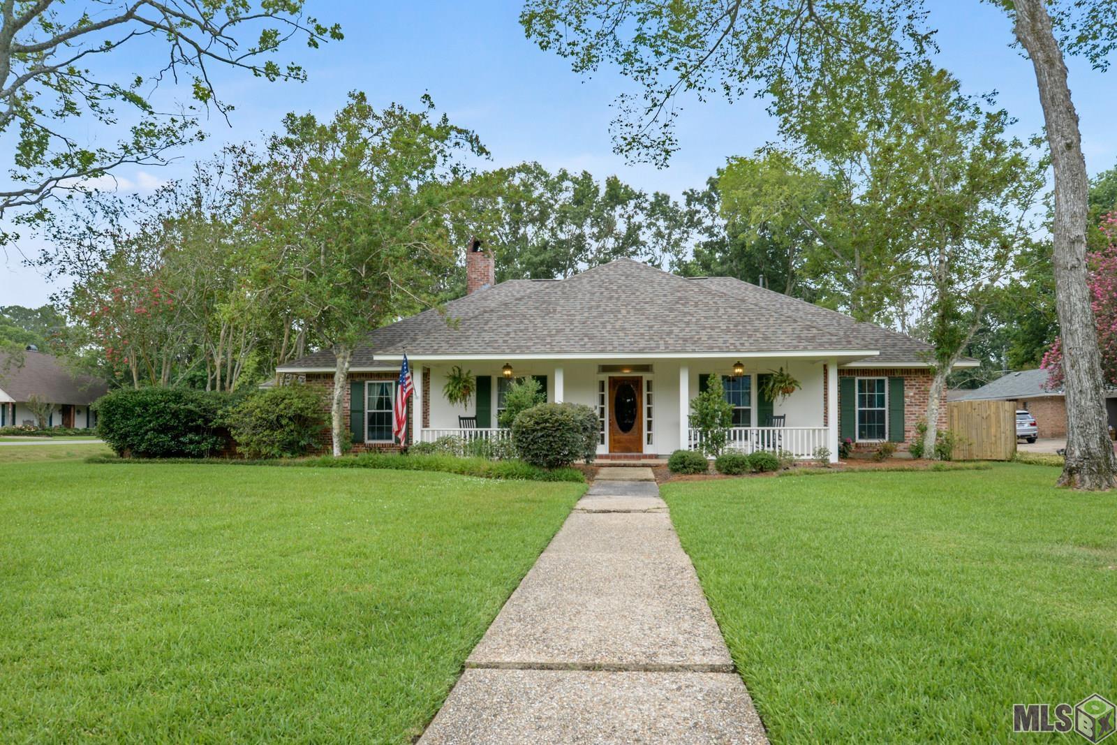 2823 Valcour Aime Avenue Baton Rouge, LA 70820 - Photo 2 of 25