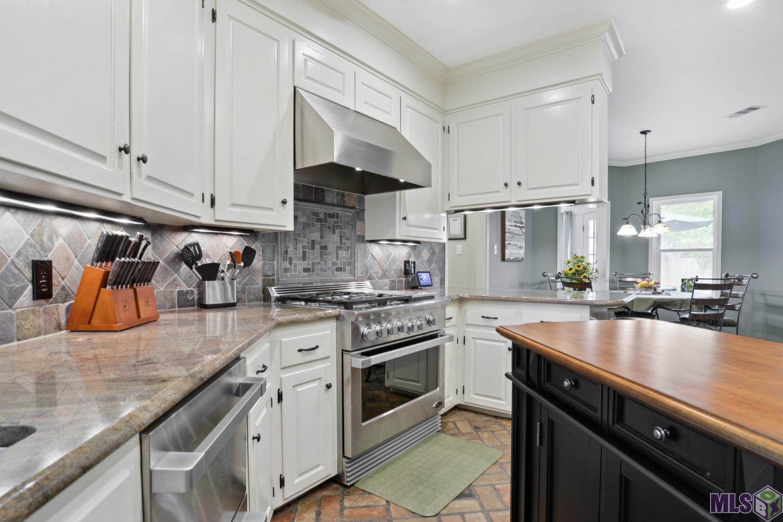 2823 Valcour Aime Avenue Baton Rouge, LA 70820 - Photo 8 of 25