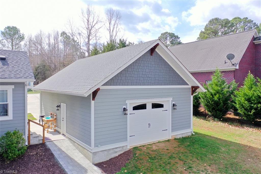1786 Riverview Road Lexington, NC 27292 - Photo 42 of 50 Garage with door opening to lake side