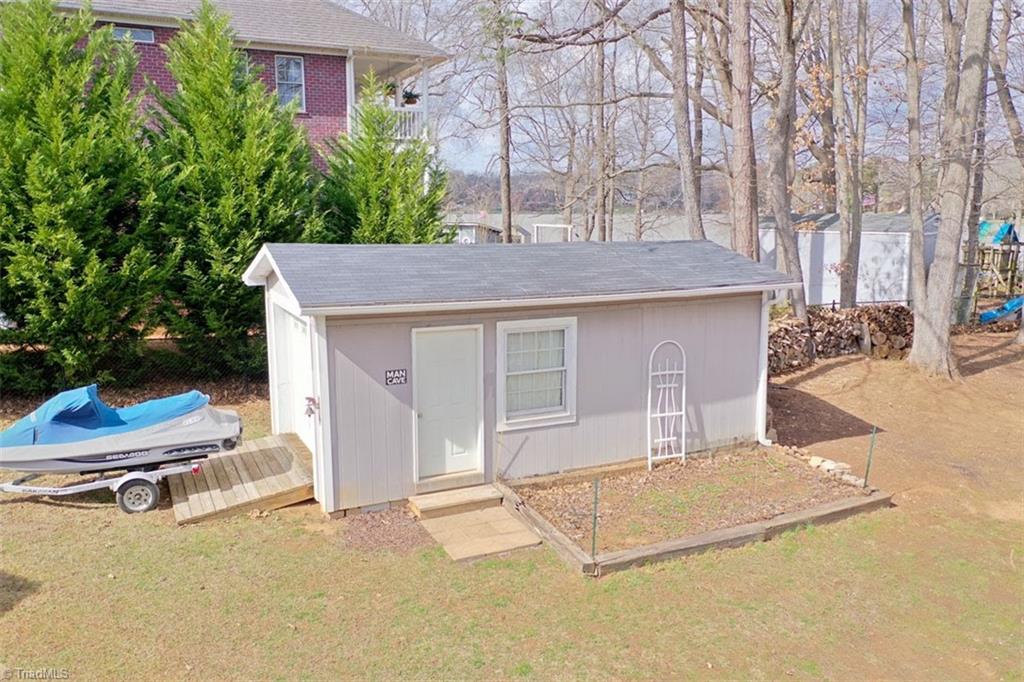 1786 Riverview Road Lexington, NC 27292 - Photo 45 of 50 Addition insulated storage building