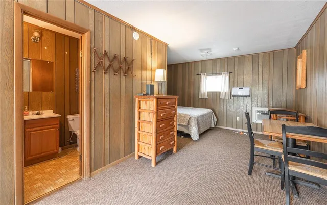 $749,900 | 14980 North Orleans Trail, Stockton, MO 65785