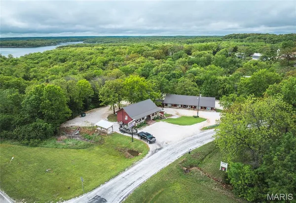 $749,900 | 14980 North Orleans Trail, Stockton, MO 65785