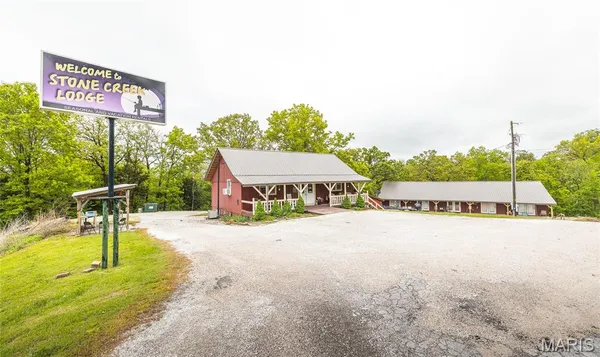 $749,900 | 14980 North Orleans Trail, Stockton, MO 65785