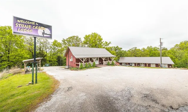 $749,900 | 14980 North Orleans Trail, Stockton, MO 65785