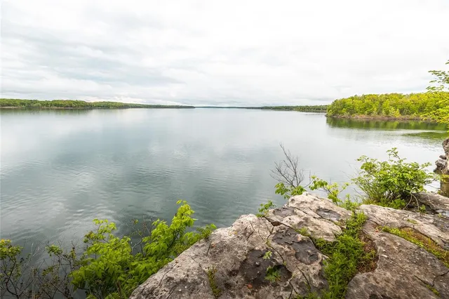 $749,900 | 14980 North Orleans Trail, Stockton, MO 65785