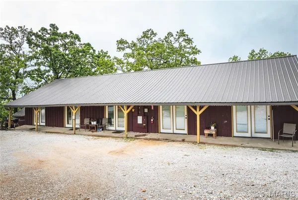 $749,900 | 14980 North Orleans Trail, Stockton, MO 65785