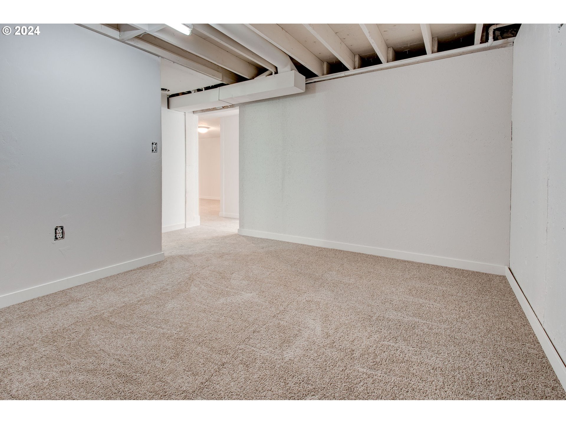 14205 Southeast Salmon Street Portland, OR 97233 - Photo 25 of 35 a view of an empty room