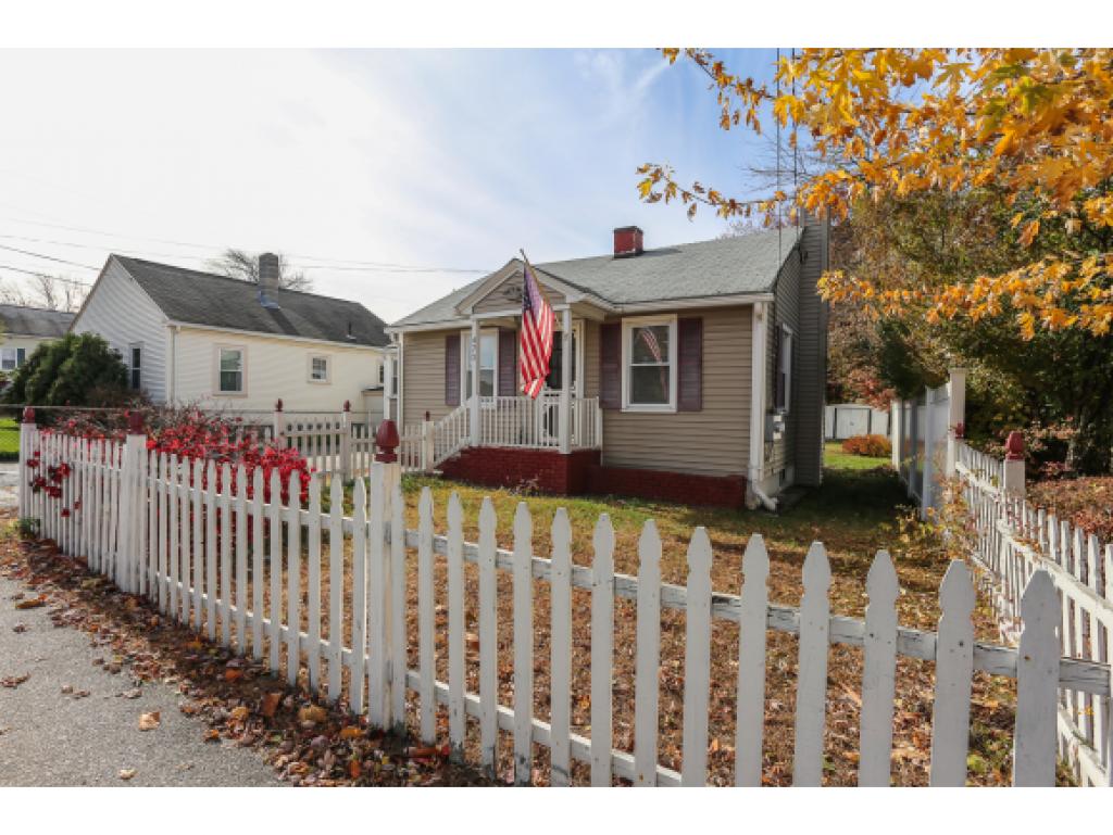 473 South Beech Street Manchester, NH 03103 - Photo 2 of 26