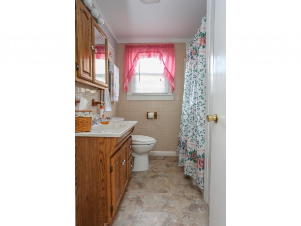 473 South Beech Street Manchester, NH 03103 - Photo 13 of 26