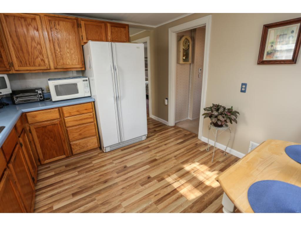 473 South Beech Street Manchester, NH 03103 - Photo 3 of 26