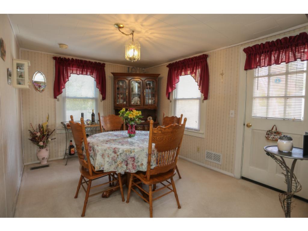 473 South Beech Street Manchester, NH 03103 - Photo 6 of 26