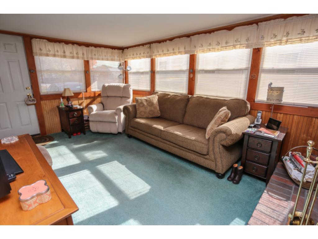 473 South Beech Street Manchester, NH 03103 - Photo 8 of 26