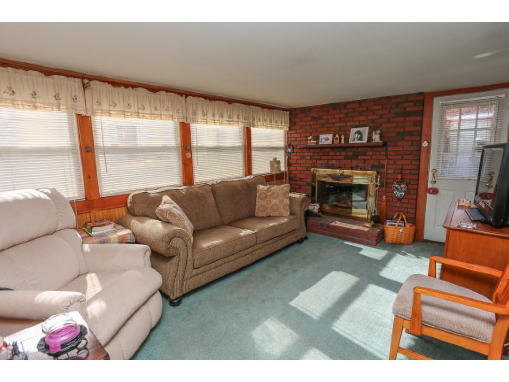473 South Beech Street Manchester, NH 03103 - Photo 9 of 26