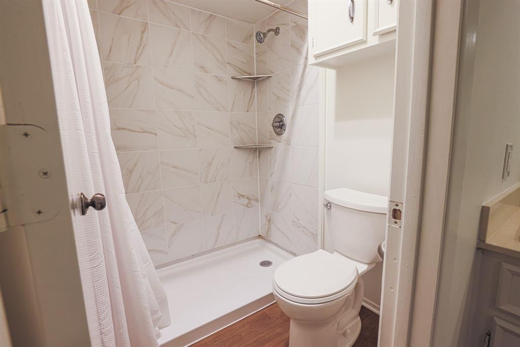 2717 Still Meadow Road Irving, TX 75060 - Photo 12 of 19