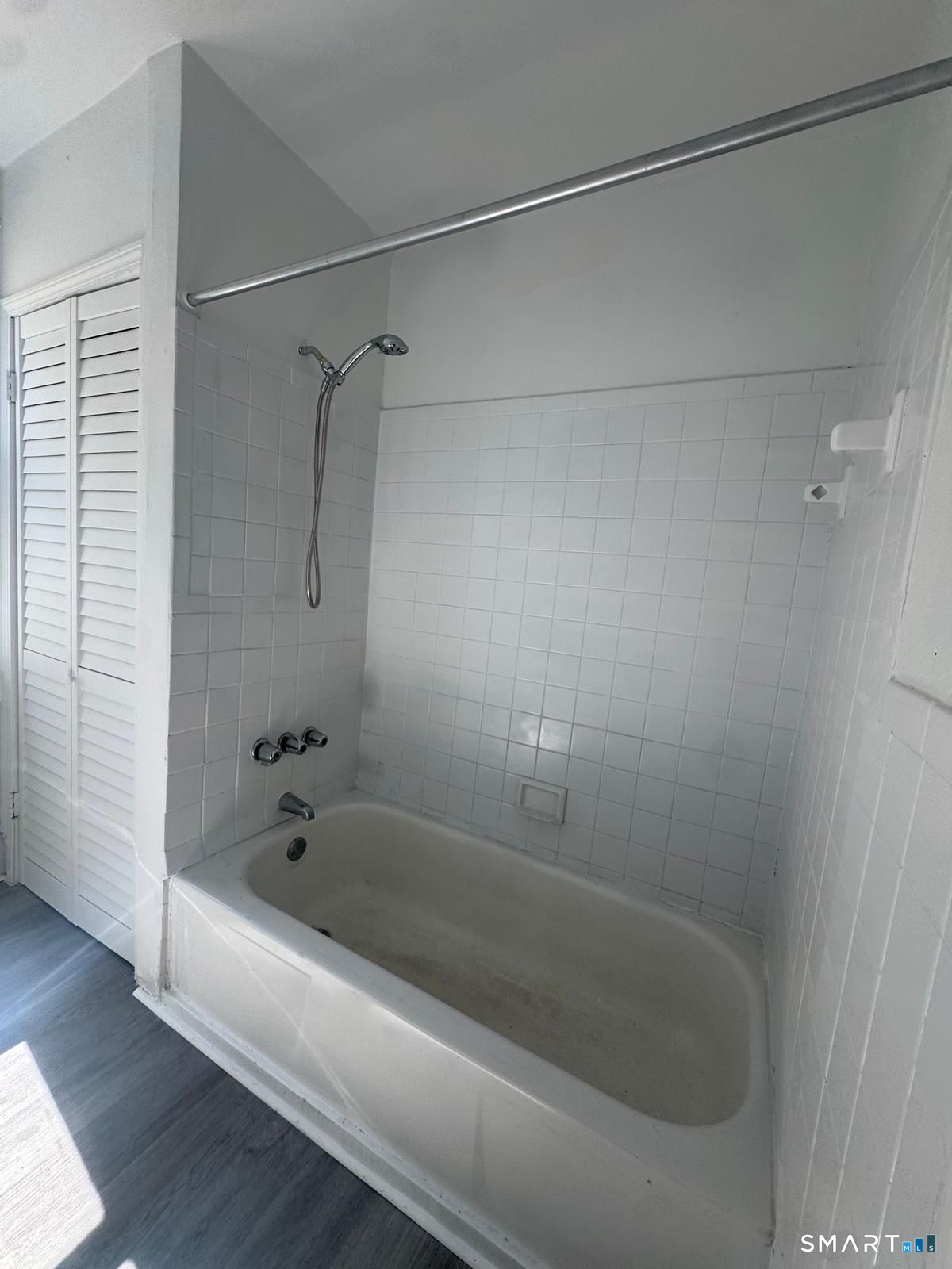 265 6th Street, Unit 3 Bridgeport, CT 06607 - Photo 7 of 10