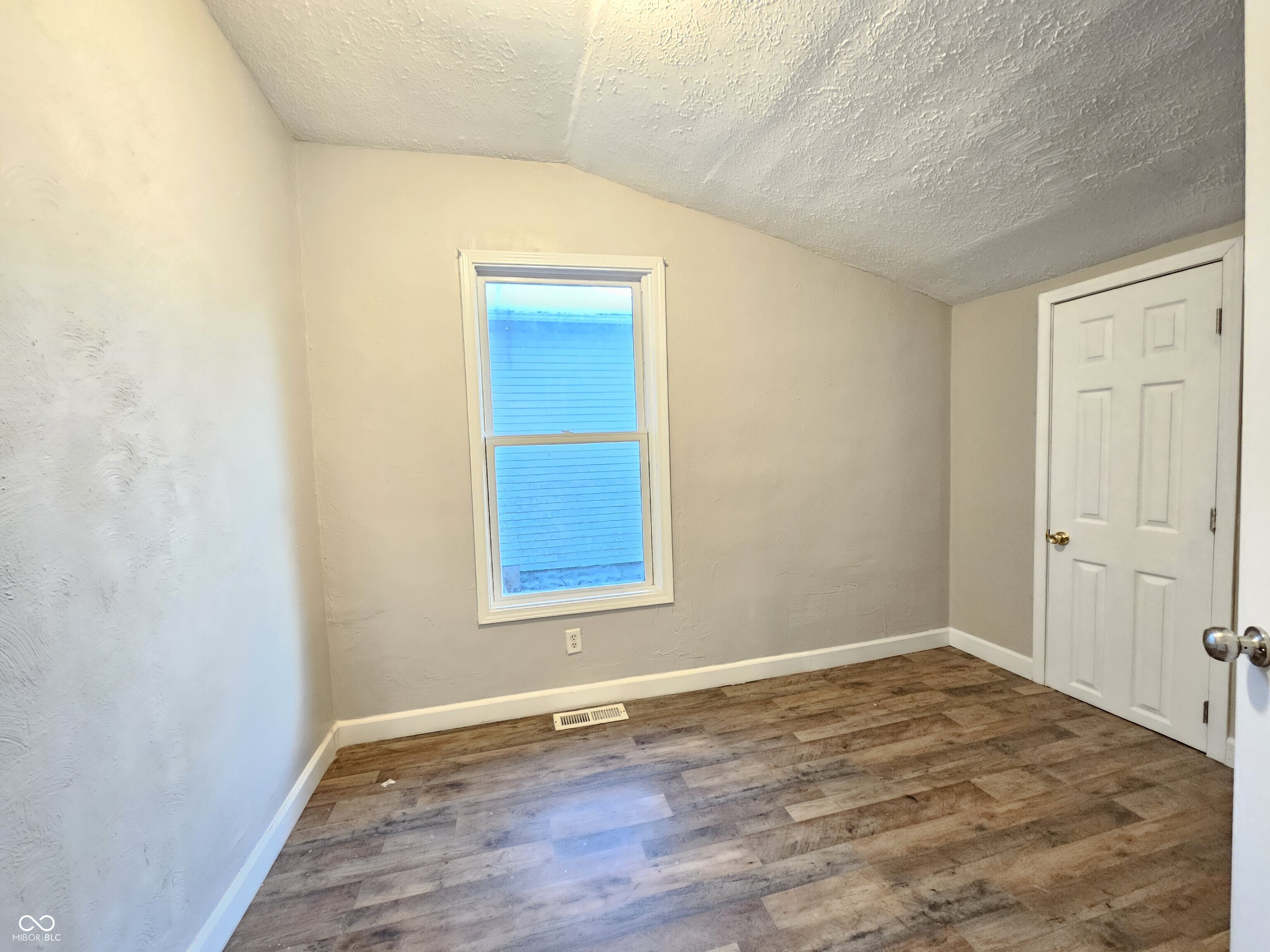 2011 McKinley Street Anderson, IN 46016 - Photo 25 of 31