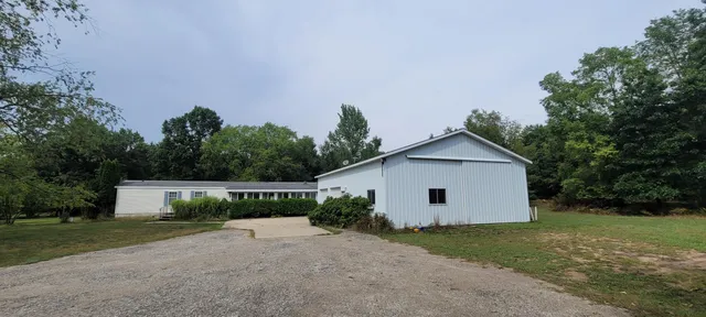 $285,000 | 8716 North 80th Avenue, Pentwater, MI 49449