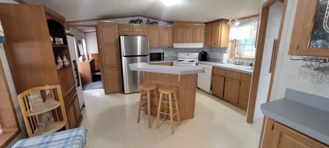 $285,000 | 8716 North 80th Avenue, Pentwater, MI 49449