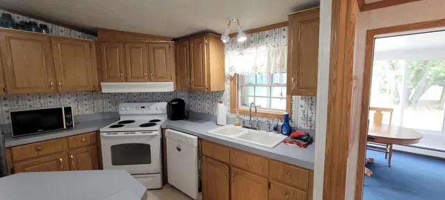 $285,000 | 8716 North 80th Avenue, Pentwater, MI 49449