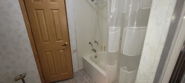 $285,000 | 8716 North 80th Avenue, Pentwater, MI 49449