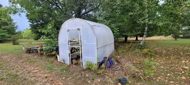 $285,000 | 8716 North 80th Avenue, Pentwater, MI 49449