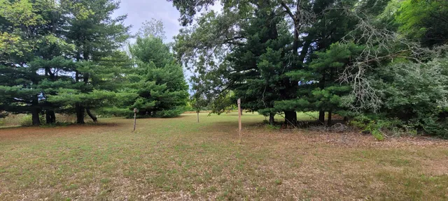 $285,000 | 8716 North 80th Avenue, Pentwater, MI 49449