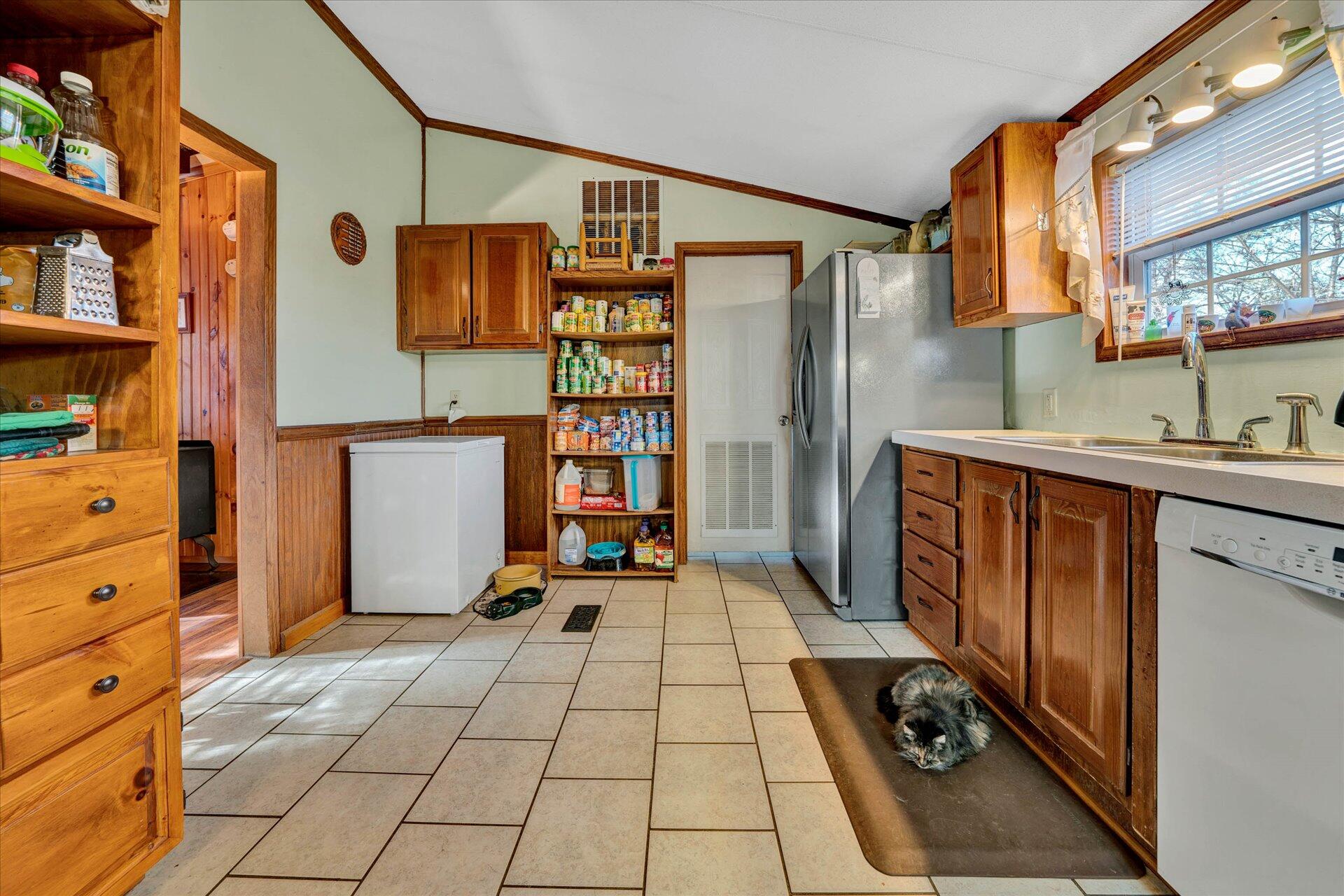 1886 Walnut Knob Road Floyd, VA 24091 - Photo 8 of 25 08-DSC00010