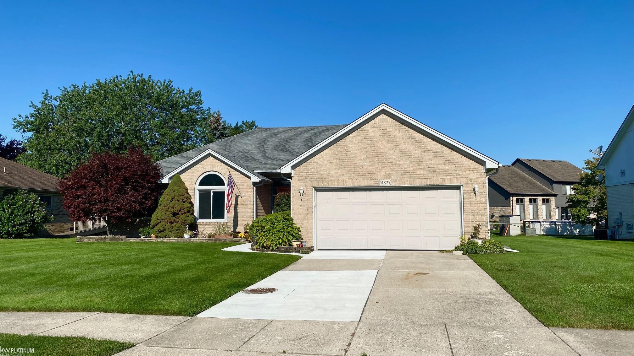 51827 Lillian Road New Baltimore, MI 48047 - Photo 2 of 46 50121085-1.JPG
