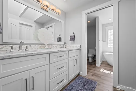 $729,950 | 2016 Golden Maples Court Northwest, Olympia, WA 98502