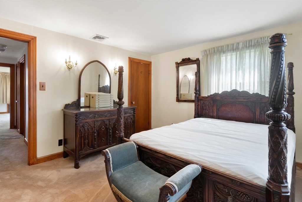 86 Badger Road Medford, MA 02155 - Photo 25 of 42