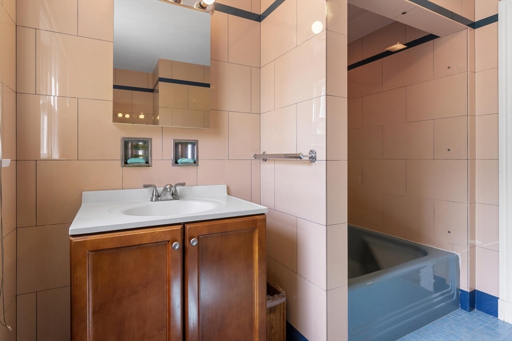 86 Badger Road Medford, MA 02155 - Photo 29 of 42