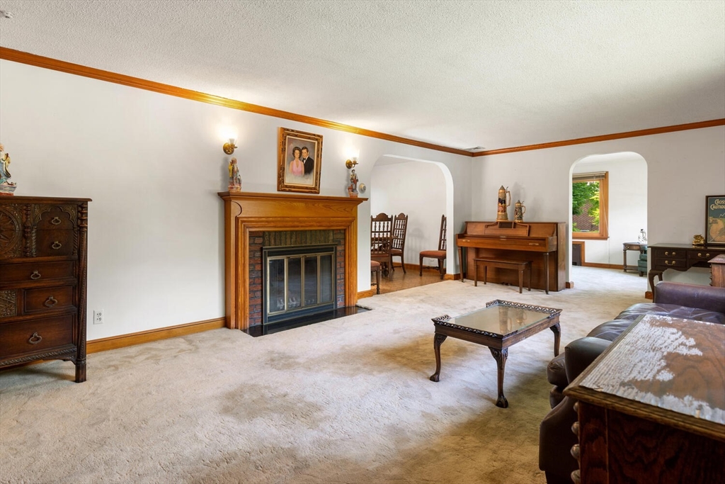 86 Badger Road Medford, MA 02155 - Photo 9 of 42