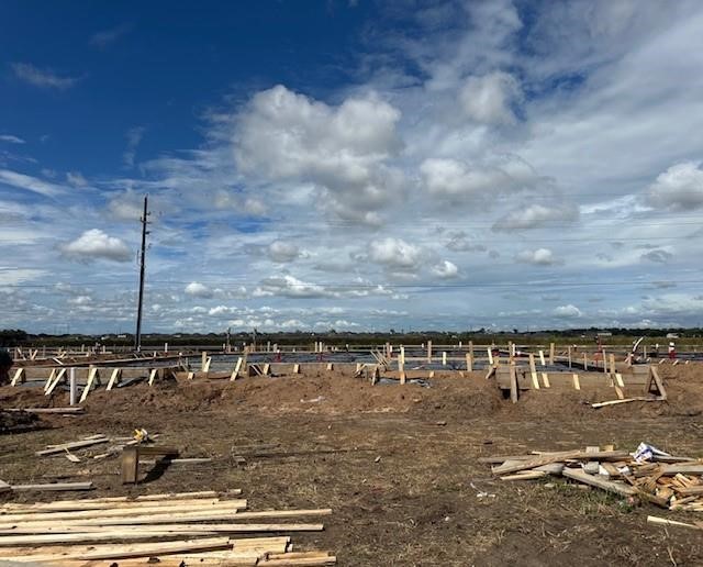 3103 Diamond Vw Lane Angleton, TX 77515 - Photo 17 of 17 a view of swimming pool with outdoor seating