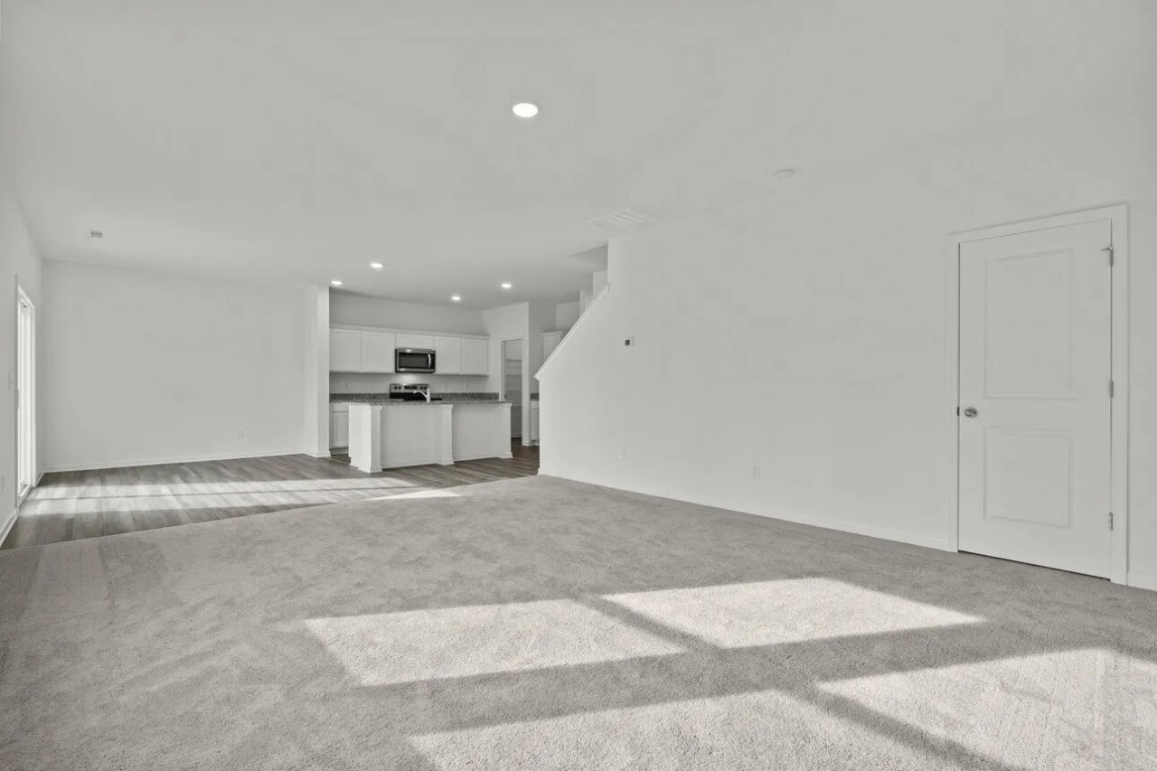 3103 Diamond Vw Lane Angleton, TX 77515 - Photo 5 of 17 a view of kitchen with sink and refrigerator
