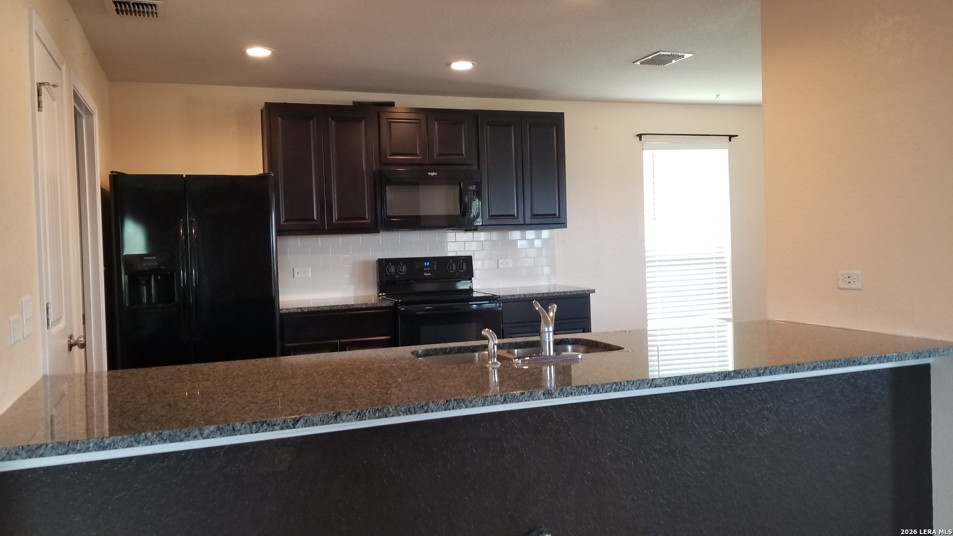 2401 Ranger Pass Seguin, TX 78155 - Photo 4 of 18