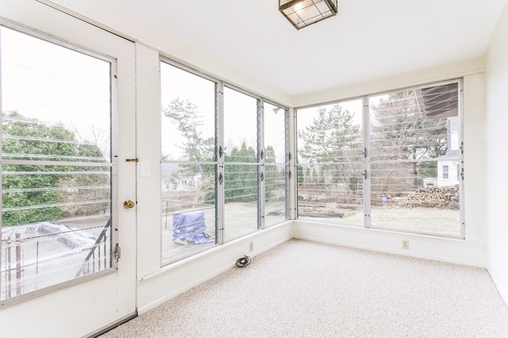 35 Pilgrim Road Marblehead, MA 01945 - Photo 16 of 29