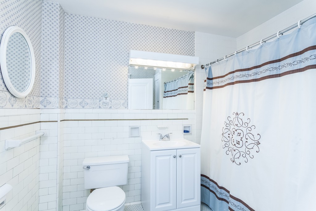 35 Pilgrim Road Marblehead, MA 01945 - Photo 18 of 29
