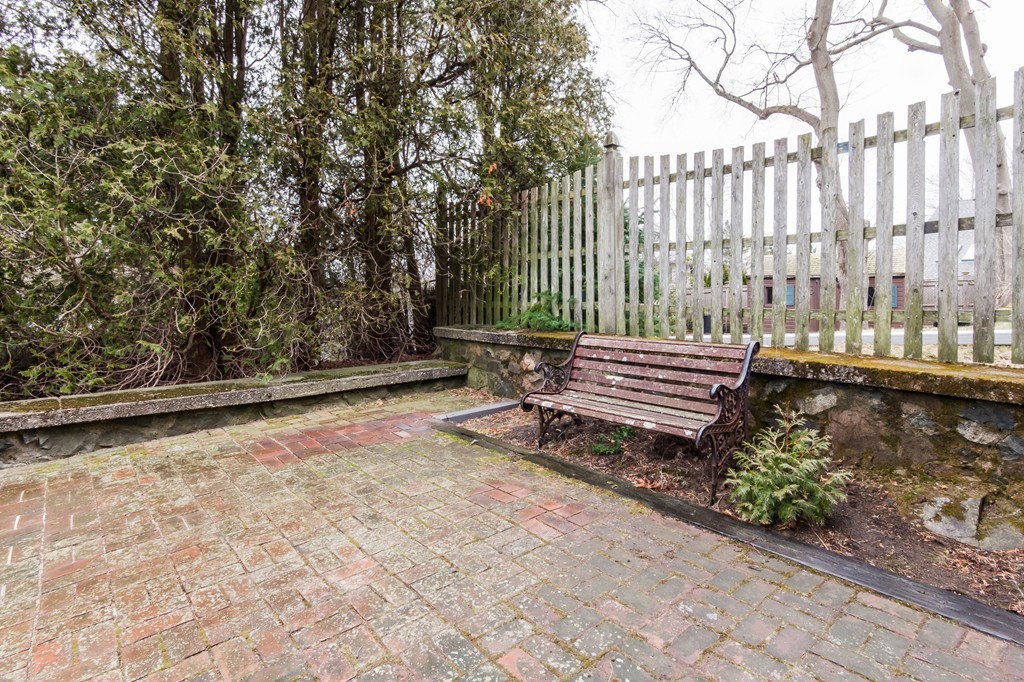 35 Pilgrim Road Marblehead, MA 01945 - Photo 25 of 29