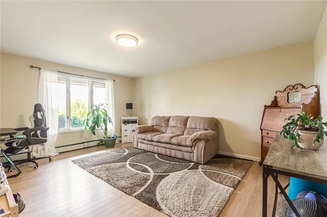 $539,900 | 4 Old Meadow Court, Livonia, NY 14487