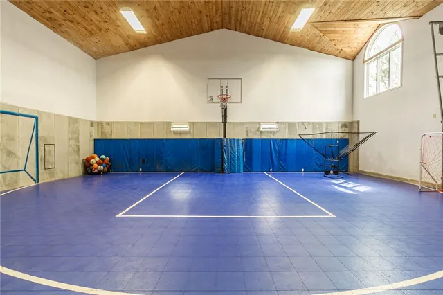 $539,900 | 4 Old Meadow Court, Livonia, NY 14487