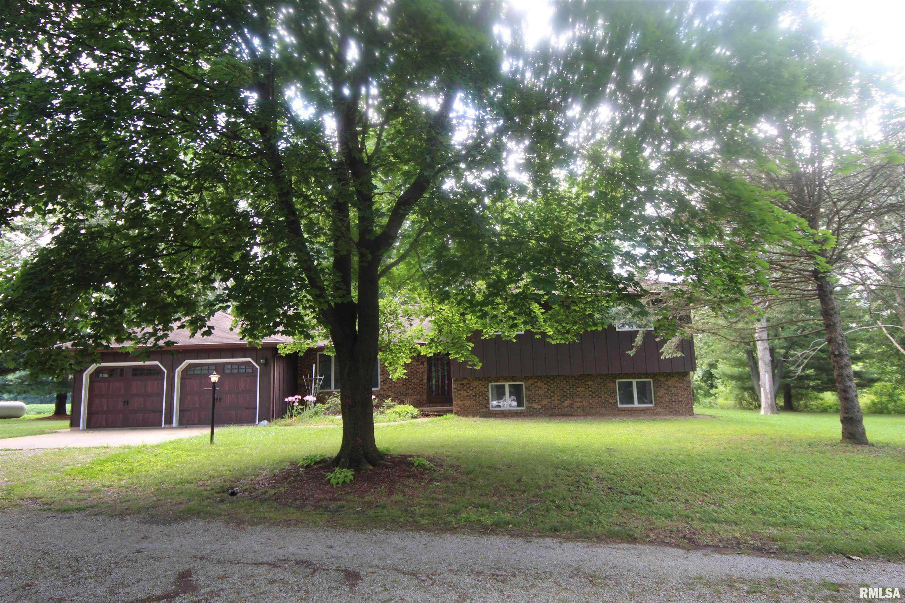 817 Partridge Point Road Metamora, IL 61548 - Photo 2 of 57