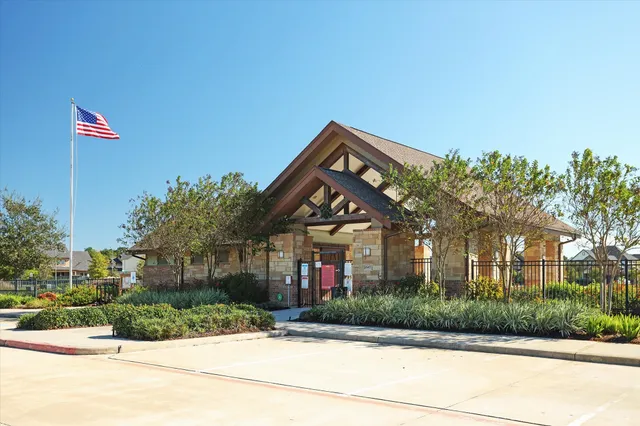 $360,000 | 18714 Stillbreeze Valley Lane, Cypress, TX 77429