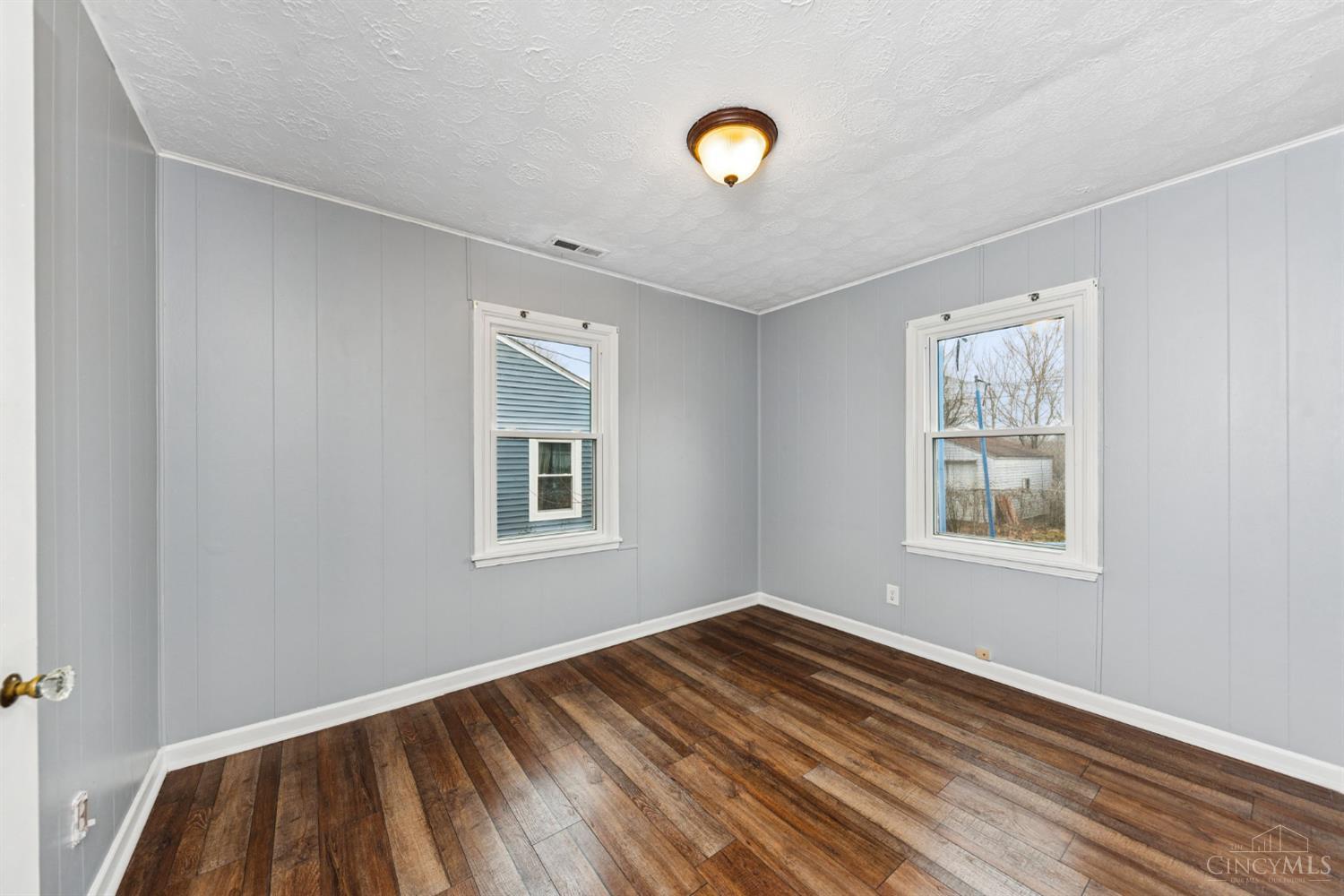 2412 Findlater Court Cincinnati, OH 45230 - Photo 10 of 19