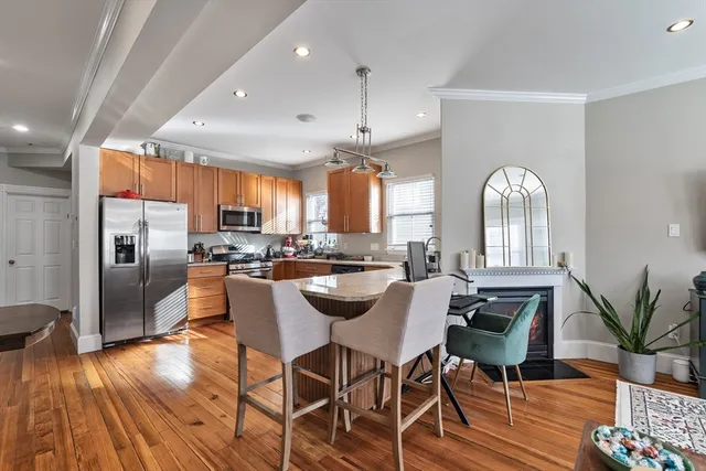 $3,700 | 200 Emerson Street, Unit 1, Boston, MA 02127