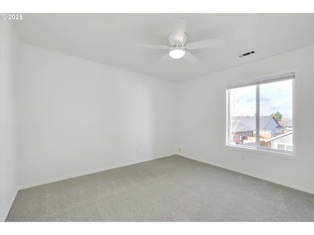 $599,900 | 1380 Southeast 9th Avenue, Canby, OR 97013